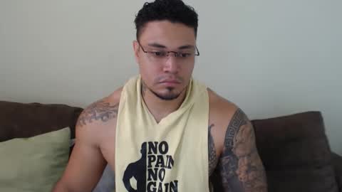 Snapshot of allen_ferrer10 chatting on February 20, 5:24 pm allen_ferrer10 online show from February 20, 5:24 pm