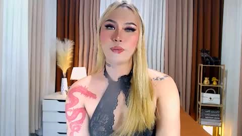 Snapshot of allena_anderson chatting on January 22, 7:34 pm Your Lovely Allena online show from January 22, 7:34 pm