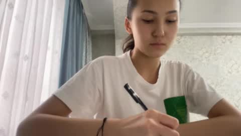 Snapshot of allenargudin chatting on December 17, 8:31 am Fatima online show from December 17, 8:31 am