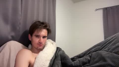 Snapshot of alleycat2001 chatting on December 1, 9:14 am alleycat2001 online show from December 1, 9:14 am