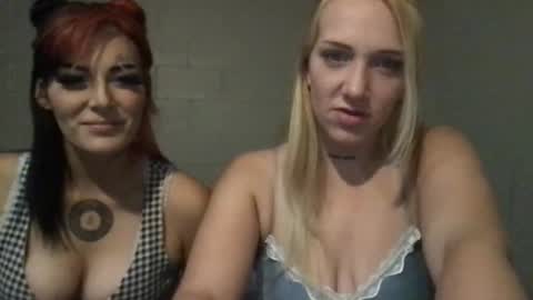 Snapshot of allforthedxll chatting on December 27, 1:50 pm allforthedxll online show from December 27, 1:50 pm