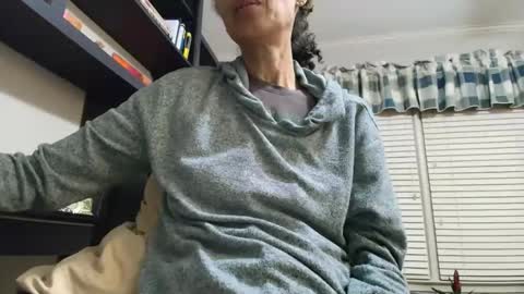 Snapshot of allgood4u chatting on November 13, 11:03 pm wishlist on bio online show from November 13, 11:03 pm