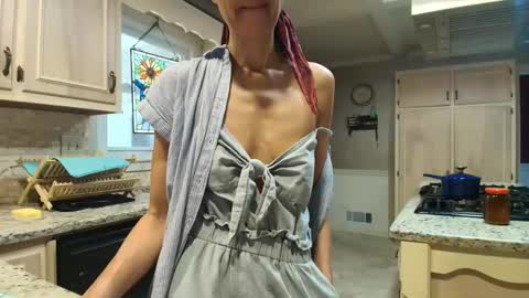 wishlist on bio online show from April 23, 5:48 pm