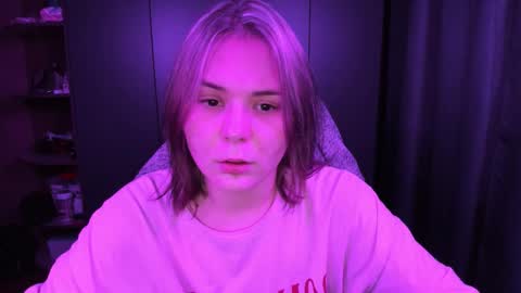 Blair online show from November 12, 6:19 pm