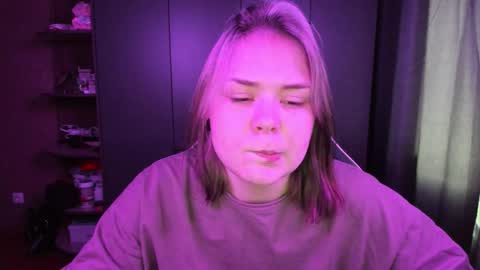 Blair online show from November 15, 2:20 am