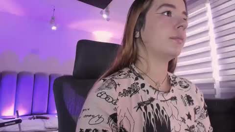 Snapshot of allicelover chatting on October 1, 12:00 pm ALLICE online show from October 1, 12:00 pm