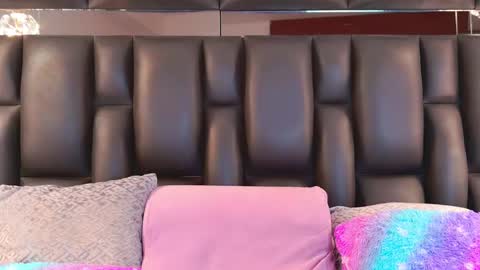 Allicia online show from February 25, 8:19 pm