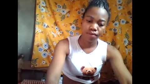 Snapshot of alliciax632770 chatting on November 27, 11:23 am alliciax632770 online show from November 27, 11:23 am