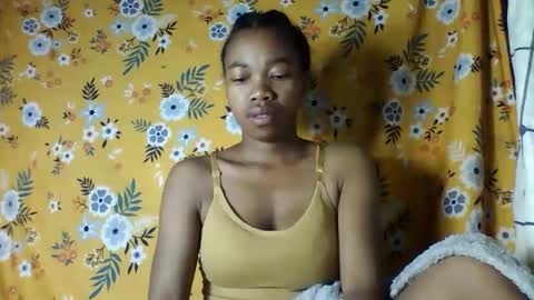 Snapshot of alliciax632770 chatting on December 2, 10:16 pm alliciax632770 online show from December 2, 10:16 pm