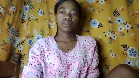 alliciax632770q online show from April 27, 11:25 pm