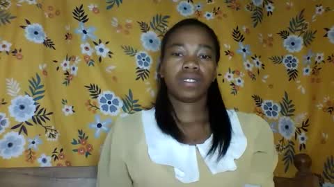 Snapshot of alliciax632770q chatting on May 5, 1:02 am alliciax632770q online show from May 5, 1:02 am
