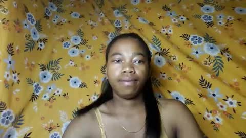 Snapshot of alliciax632770q chatting on May 14, 12:50 am alliciax632770q online show from May 14, 12:50 am