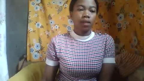 Snapshot of alliciax632770q chatting on June 5, 7:14 am alliciax632770q online show from June 5, 7:14 am