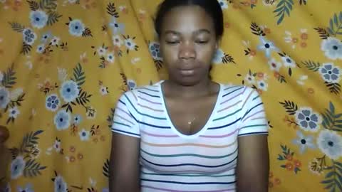 Snapshot of alliciax632770q chatting on June 10, 12:22 am alliciax632770q online show from June 10, 12:22 am