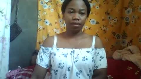 Snapshot of alliciax632770q chatting on August 3, 5:28 am alliciax632770q online show from August 3, 5:28 am