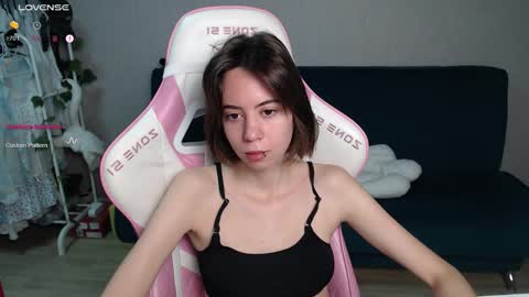 alice online show from October 31, 12:33 am