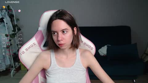 alice online show from December 17, 10:49 pm