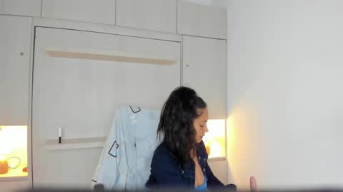 ALISON   online show from March 5, 8:05 pm