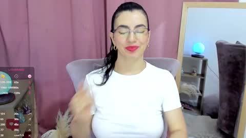 Snapshot of allison0724 chatting on September 11, 5:57 pm online show from September 11, 5:57 pm