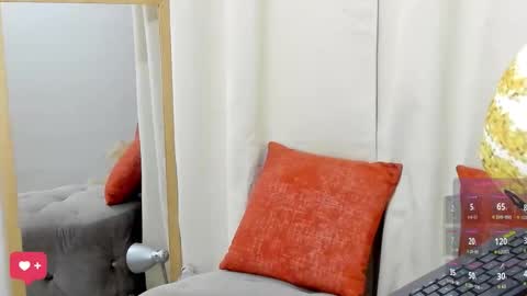 Snapshot of allison0724 chatting on November 28, 7:49 pm online show from November 28, 7:49 pm