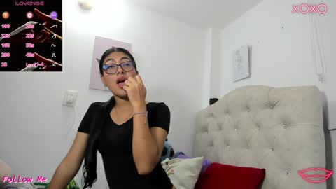 Nana online show from February 9, 4:04 am