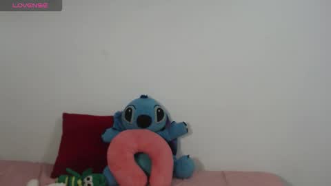 Snapshot of allison_18_ chatting on October 15, 9:09 am Nana online show from October 15, 9:09 am