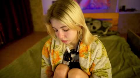 Allison online show from February 27, 3:04 am