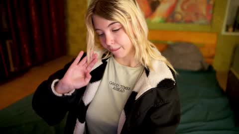 Allison online show from October 13, 9:04 pm