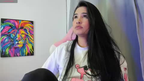 Snapshot of allison_love chatting on May 16, 6:32 am allison online show from May 16, 6:32 am