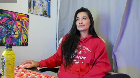 Snapshot of allison_love chatting on May 25, 3:01 am allison online show from May 25, 3:01 am