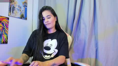 Snapshot of allison_love chatting on May 29, 12:19 am allison online show from May 29, 12:19 am