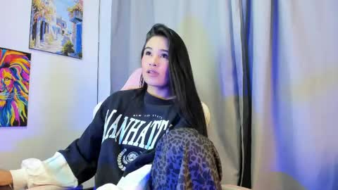 Snapshot of allison_love chatting on June 6, 12:16 am allison online show from June 6, 12:16 am