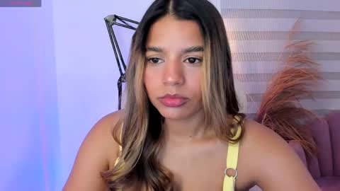 Snapshot of allison_owensxx chatting on June 6, 11:15 am Allison online show from June 6, 11:15 am