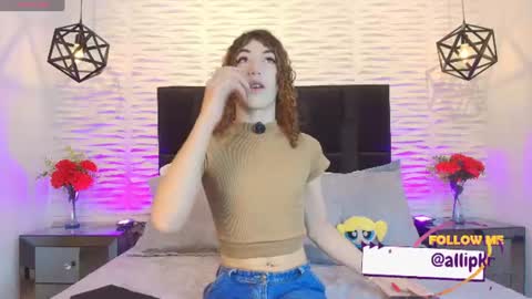 allison_parker1_ online show from July 3, 12:11 pm