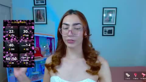 Snapshot of allisonblossom chatting on February 5, 7:51 pm online show from February 5, 7:51 pm