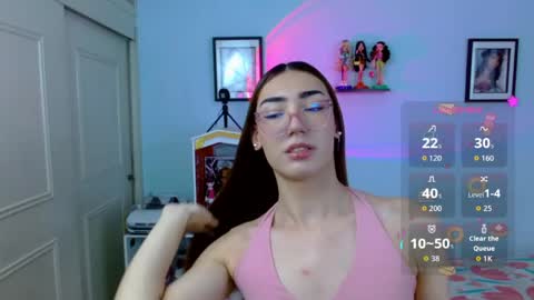 Snapshot of allisonblossom chatting on May 30, 7:44 pm online show from May 30, 7:44 pm