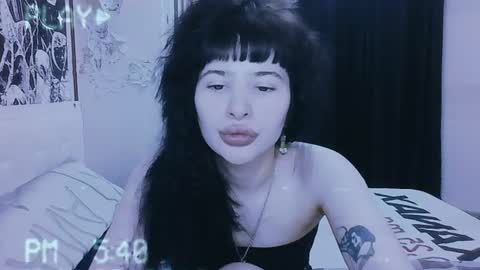Snapshot of allisondeetz chatting on July 8, 4:33 pm Alis online show from July 8, 4:33 pm