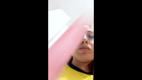 Snapshot of allisonlove_88 chatting on June 8, 1:28 am ALLISON online show from June 8, 1:28 am