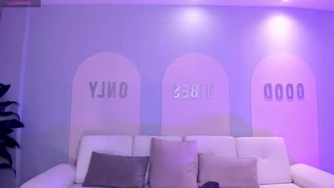 Allison Rogers online show from March 1, 10:21 pm