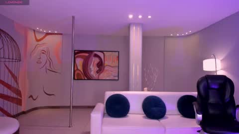 Allison Rogers online show from December 23, 3:59 am