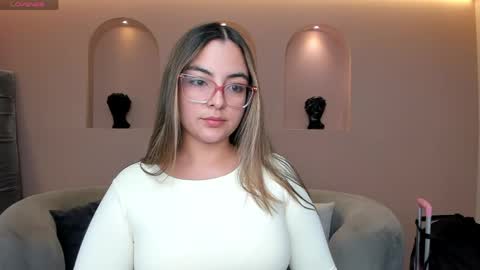 Snapshot of allisonrogersx chatting on May 30, 7:11 pm Allison Rogers online show from May 30, 7:11 pm