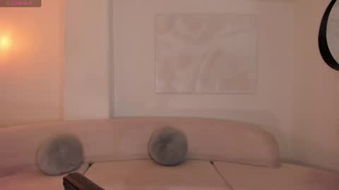 Snapshot of allisonrogersx chatting on June 10, 11:09 am Allison Rogers online show from June 10, 11:09 am