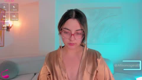 Allison Rogers online show from July 28, 3:21 pm