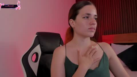 A L L I S S online show from July 28, 8:52 pm