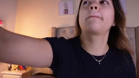 Snapshot of allisson_m chatting on June 15, 12:07 pm allisson online show from June 15, 12:07 pm