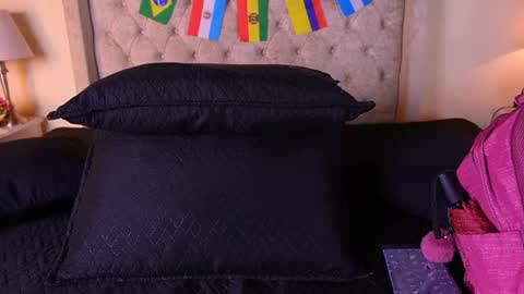 Snapshot of allisson_m chatting on July 13, 12:08 pm allisson online show from July 13, 12:08 pm