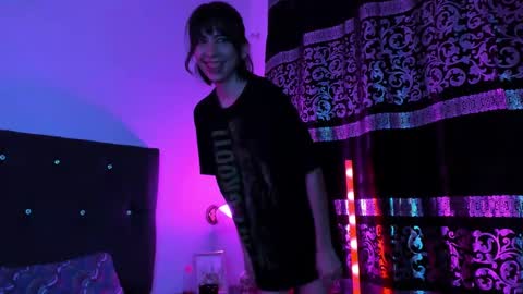 Alli online show from March 11, 6:21 am