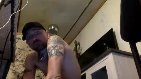 Snapshot of allitrunnin chatting on September 28, 9:03 am allitrunnin online show from September 28, 9:03 am