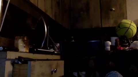 Snapshot of allitrunnin chatting on December 14, 1:44 am allitrunnin online show from December 14, 1:44 am