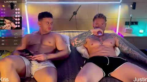 Snapshot of alltimehorny19 chatting on October 22, 8:30 pm Justin online show from October 22, 8:30 pm